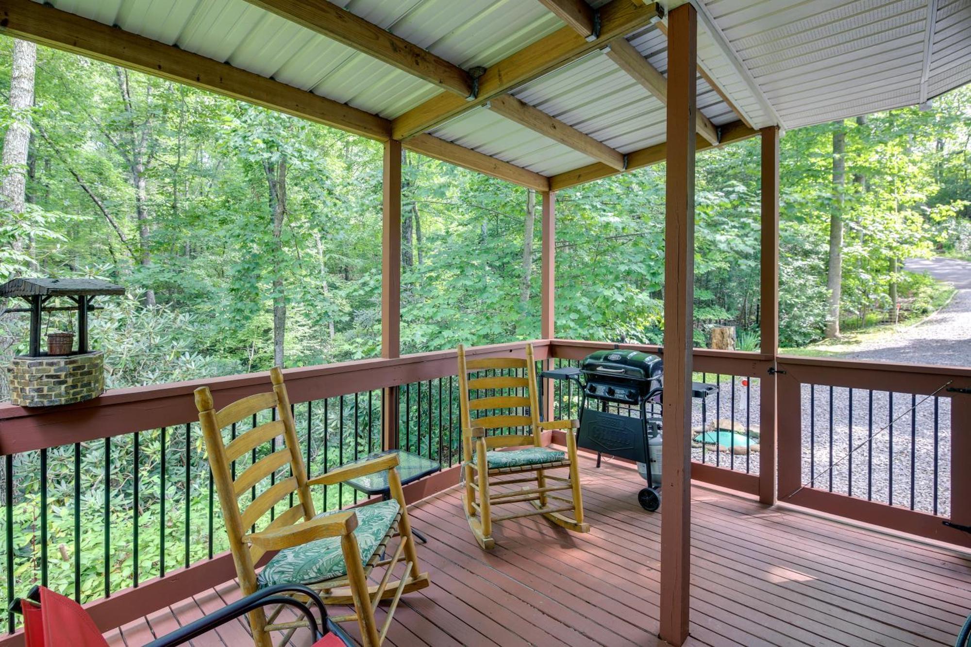 Quaint Smoky Mountain Cabin - 4 Mi To Gatlinburg! Экстерьер фото