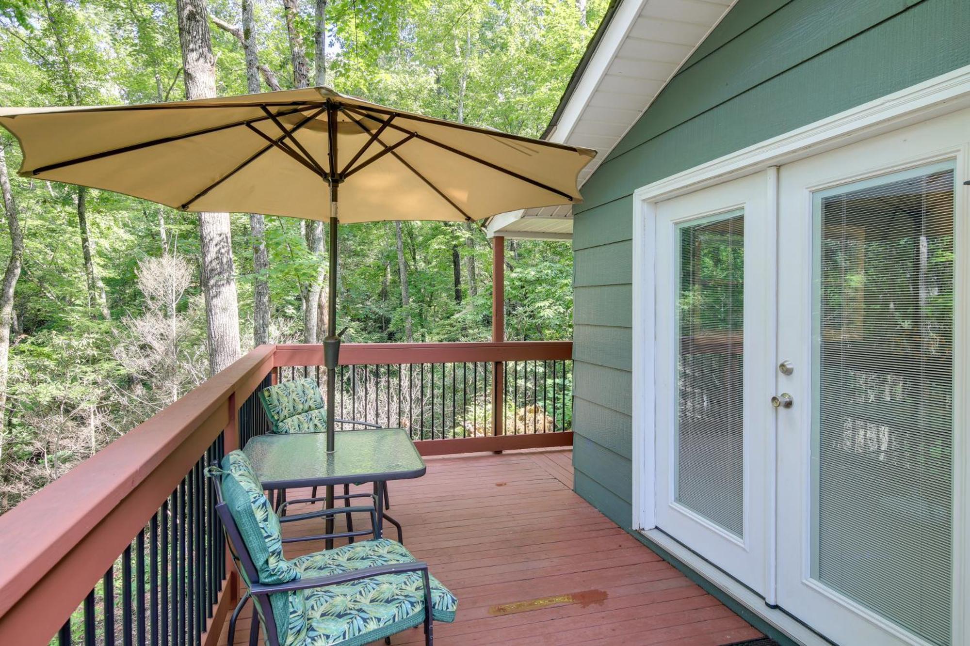 Quaint Smoky Mountain Cabin - 4 Mi To Gatlinburg! Экстерьер фото